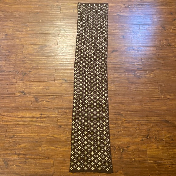 VTG Louis Vuitton Monogram Wool Scarf - Picture 8 of 9